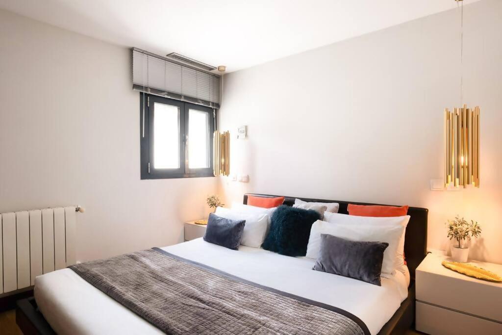 Luxury Duplex 10 Min From Gran Via Appartamento *